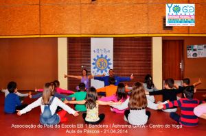 yoga vila de gaia crianças EB Bandeira 4