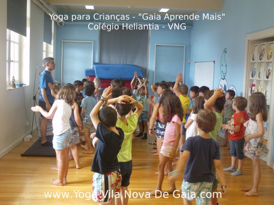 07.07.2015 - Yoga para Crianças - Programa Aprende+ Colégio Heliantia - VNG